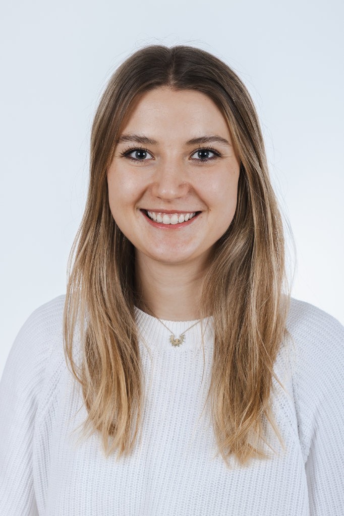 Portrait: Cynthia  Hamen